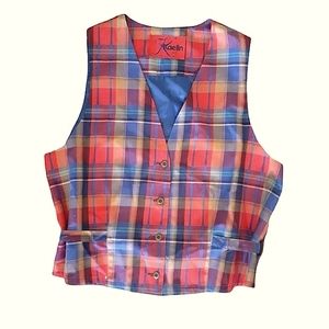 - - KAELIN VINTAGE GOLF VEST